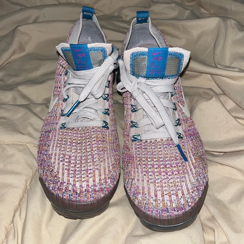 Nike Air Multicolor Knit Sneakers. Women’s size 9.5